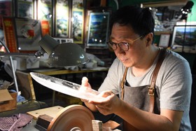 13817863815616327418941n 13817863815616327418941n